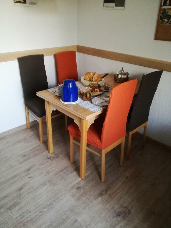 Fruehstueckspension Sterr Strebersdorf Exterior foto